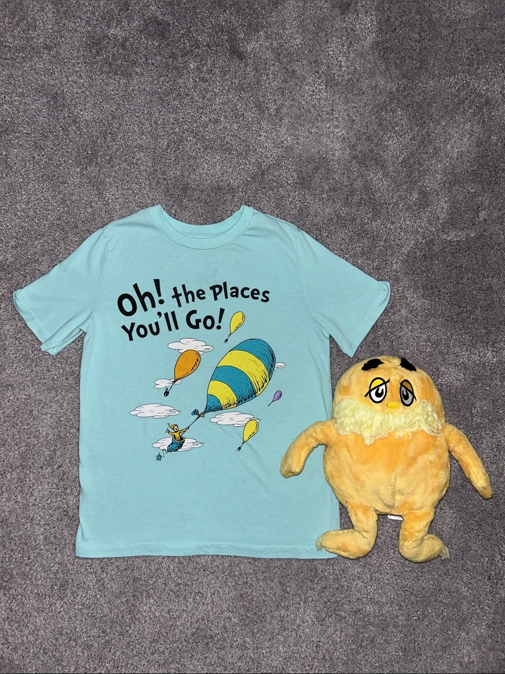 Dr.Seuss Boys’ (8) Shirt & Plush
